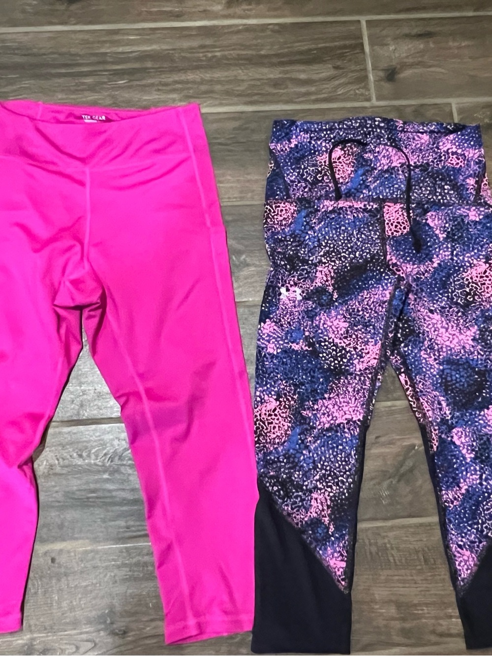 Womenβs size M Capri Active Leggings - Pack of 2